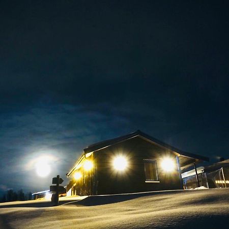 Wild Caribou'S Wildwood Cabin Lakselv Bagian luar foto