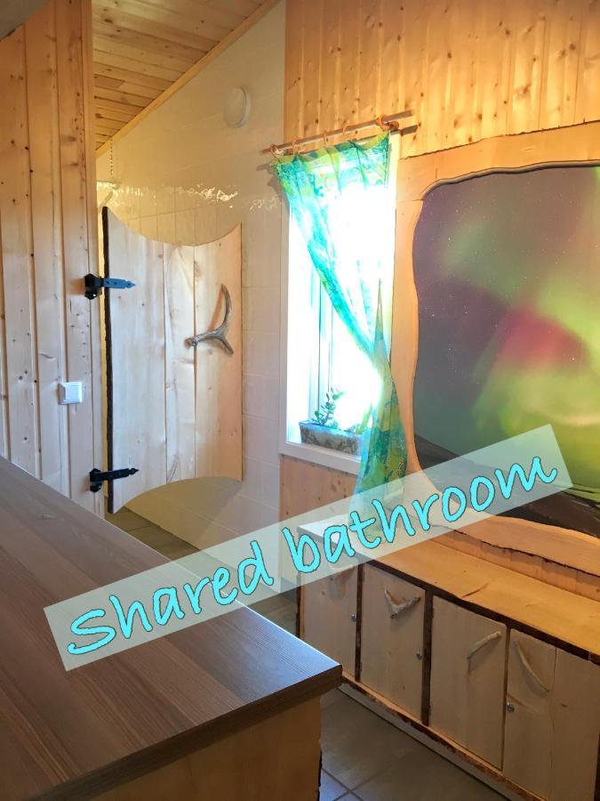 Wild Caribou'S Wildwood Cabin Lakselv Bagian luar foto